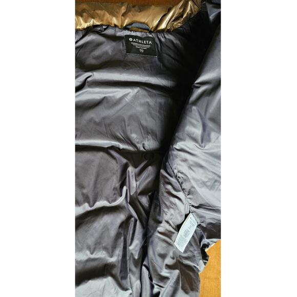 Athleta Downtown Metallic Gold Puffer Vest, Sports, Womens Sz XXS, New, NWOT - Picture 9 of 13
